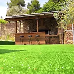 Andreas Village Apartment