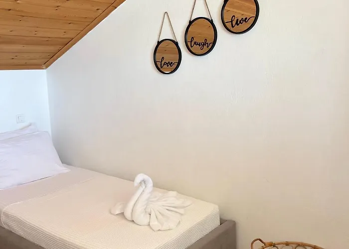 Andreas Village 아파트